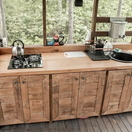 A Cozy Treehouse For Two * Orissaare