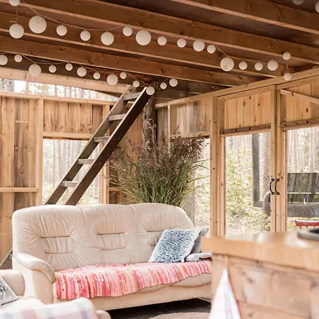 Lodge A Cozy Treehouse For Two *